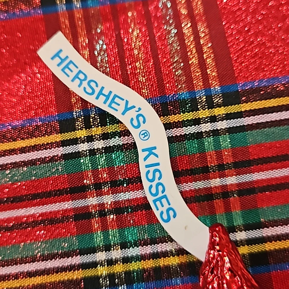 VINTAGE‎  HERSHEYS KISS BROOCH Hallmark 1989